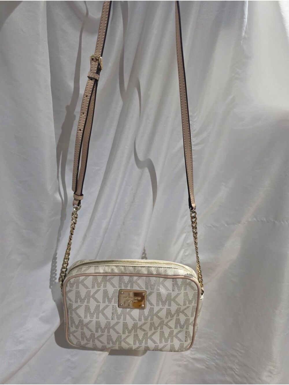 Michael Kors Camera Crossbody Bag